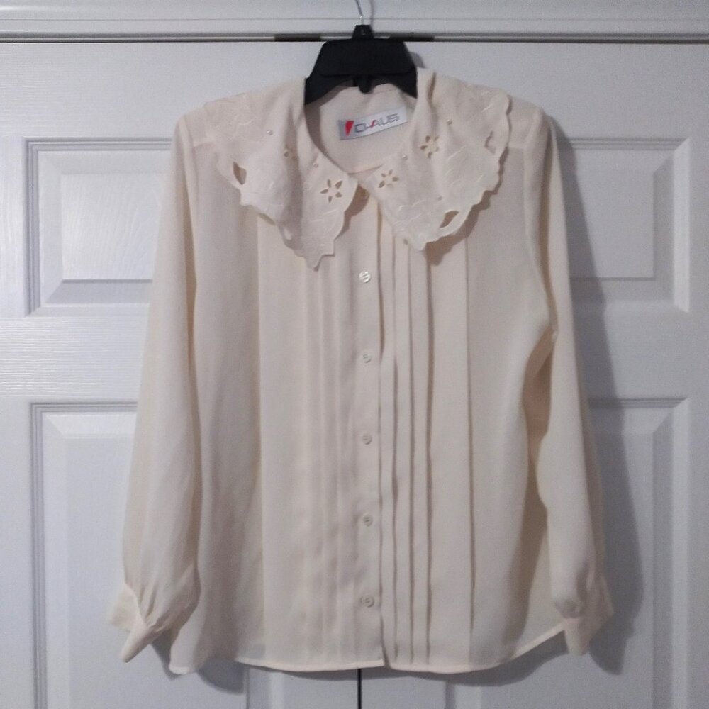 Vintage Chaus blouse with embroidery Sz L